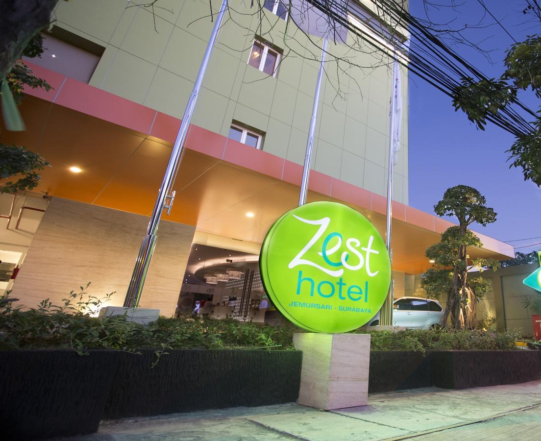 Zest Jemursari By Swiss-Belhotel International Сурабая Екстериор снимка