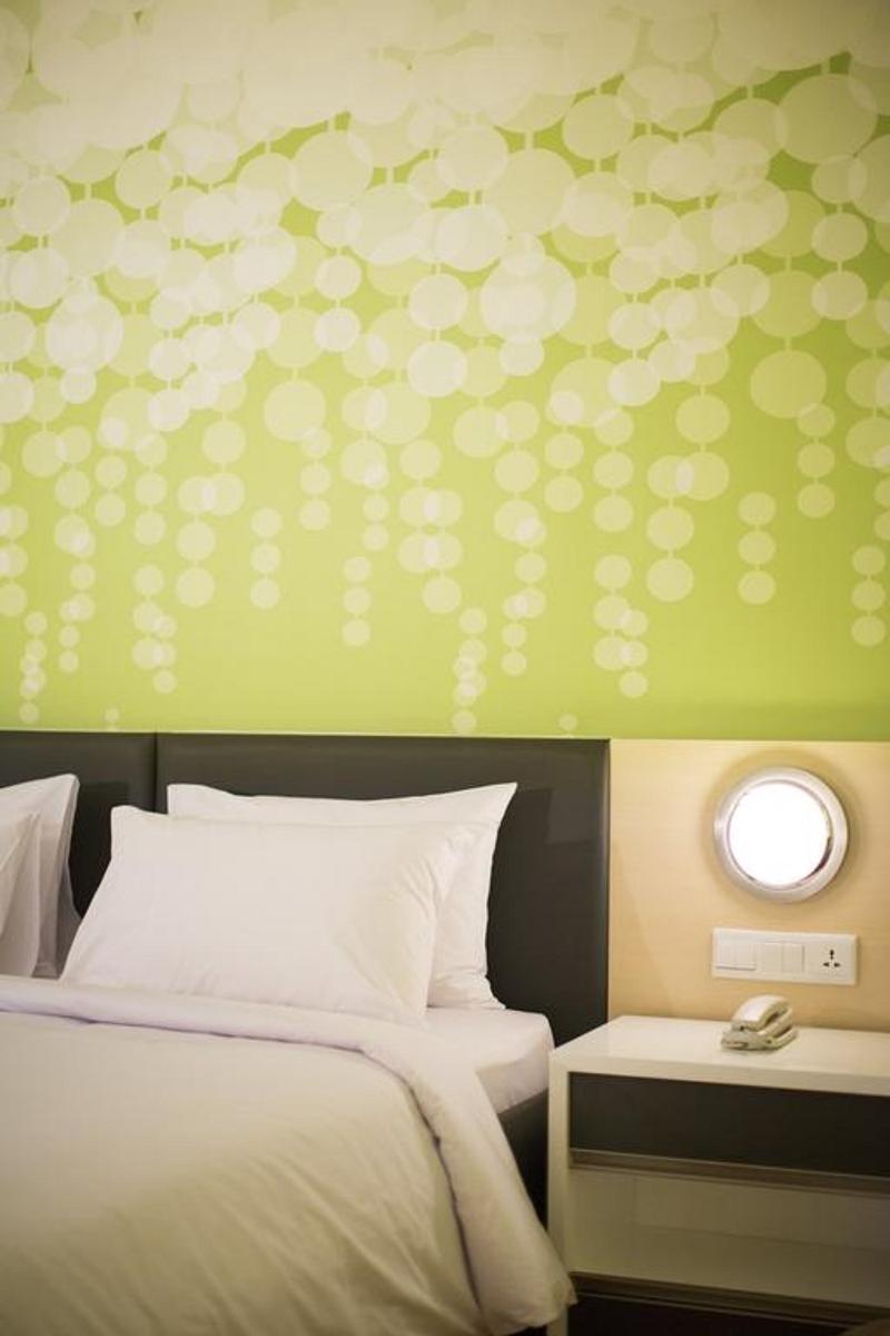 Zest Jemursari By Swiss-Belhotel International Сурабая Екстериор снимка